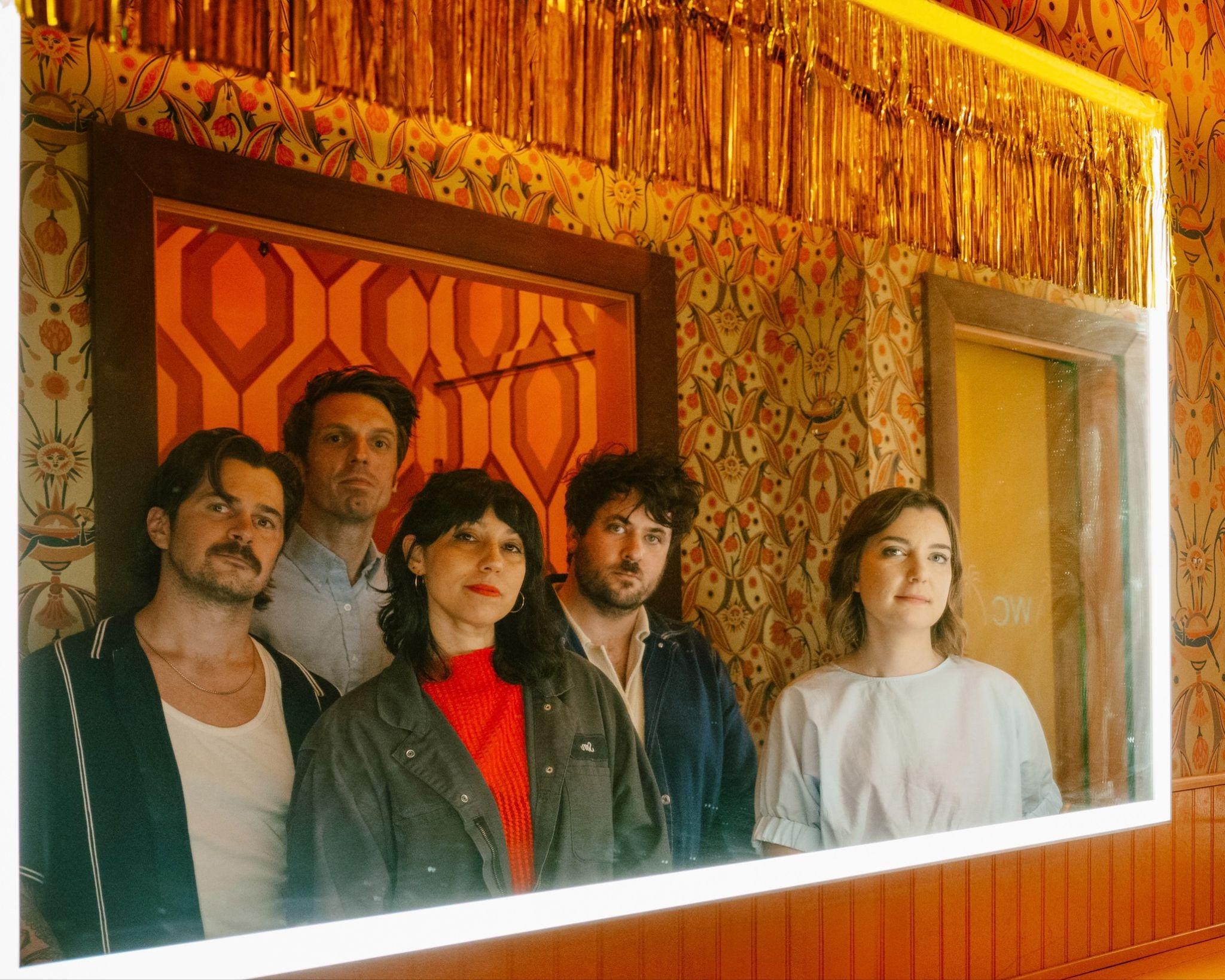 Deep Sea Diver Offer A Haunting Cover Of Massive Attack’s ‘Teardrop’